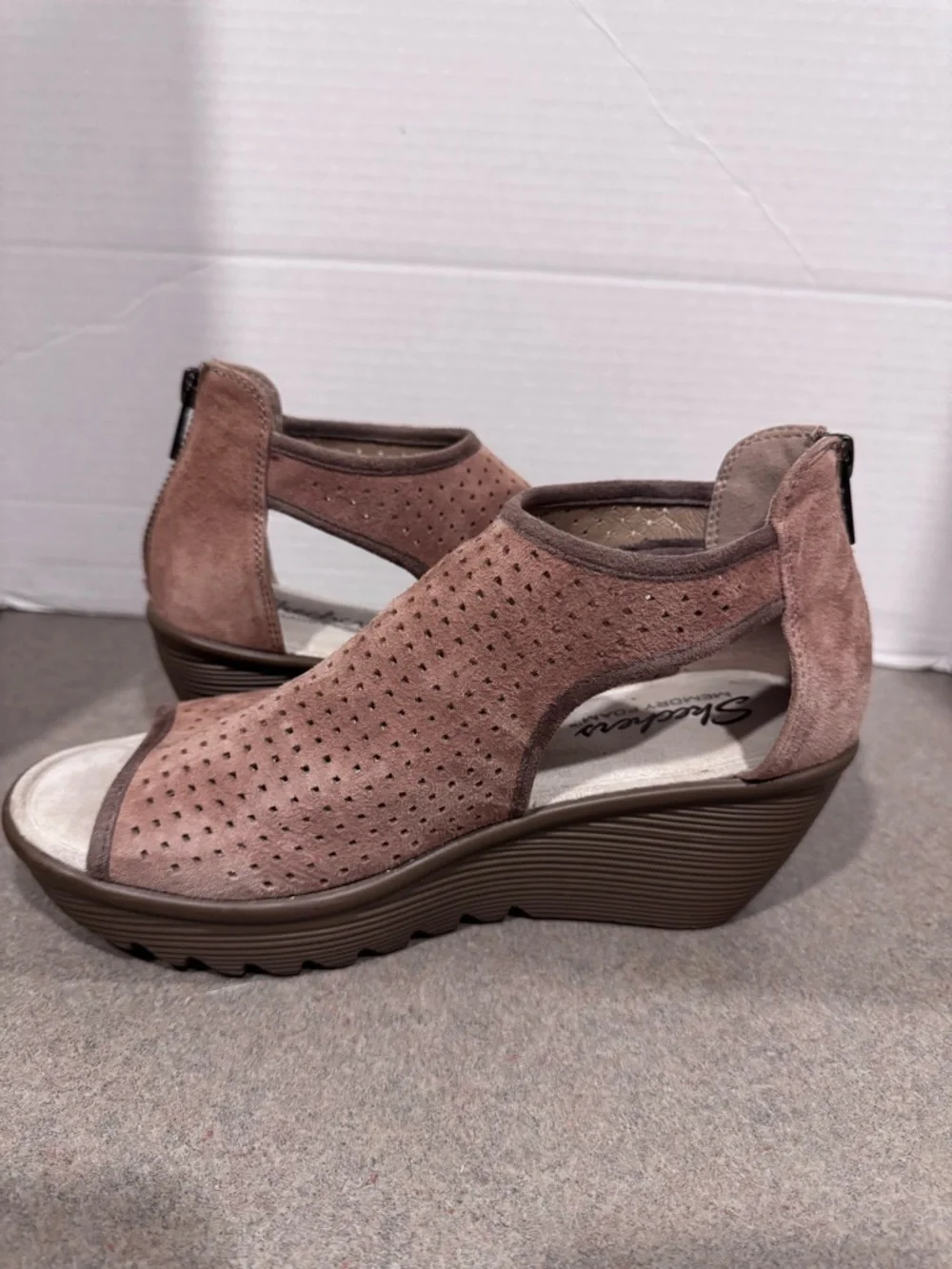 Skechers Parallel-Beehive Perforated Suede Platform Wedge Sandal